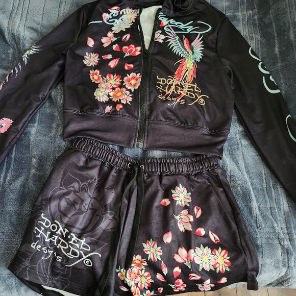 Black Ed Hardy Floral Hoodie and Shorts Set - Picture 1 of 2